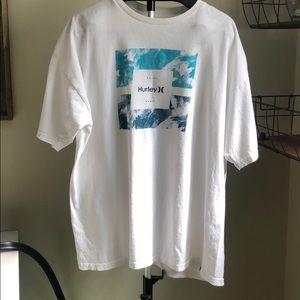 Men’s Hurley shirt